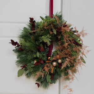 Christmas Glow - wianek świąteczny z żywych gałązek - średnica około 45-50 cm