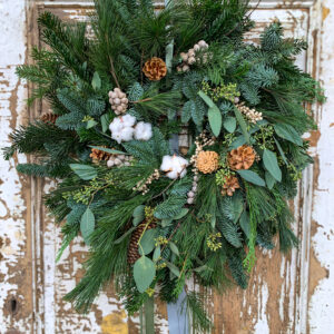 Nordic Calm (wianek świąteczny z żywych gałązek około  45–50 cm)